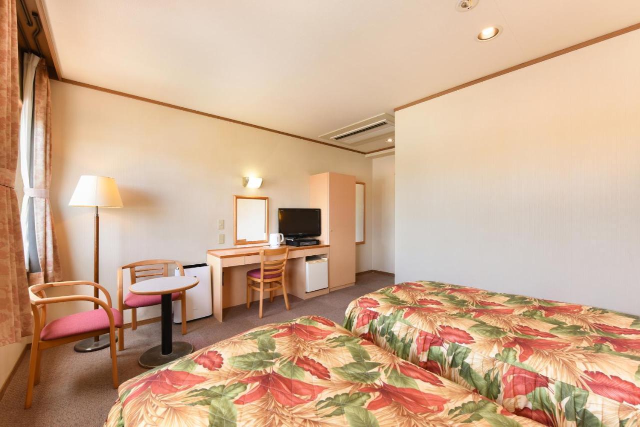 Iki Marina Hotel ภายนอก รูปภาพ